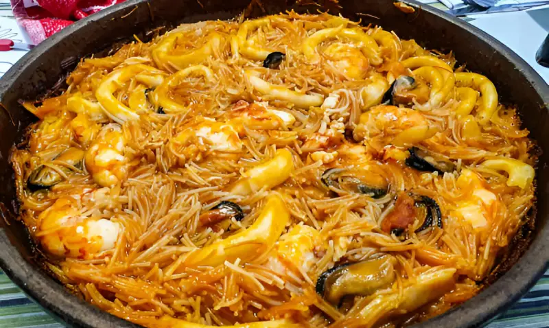 Recetas con mariscos: Fideuá de marisco